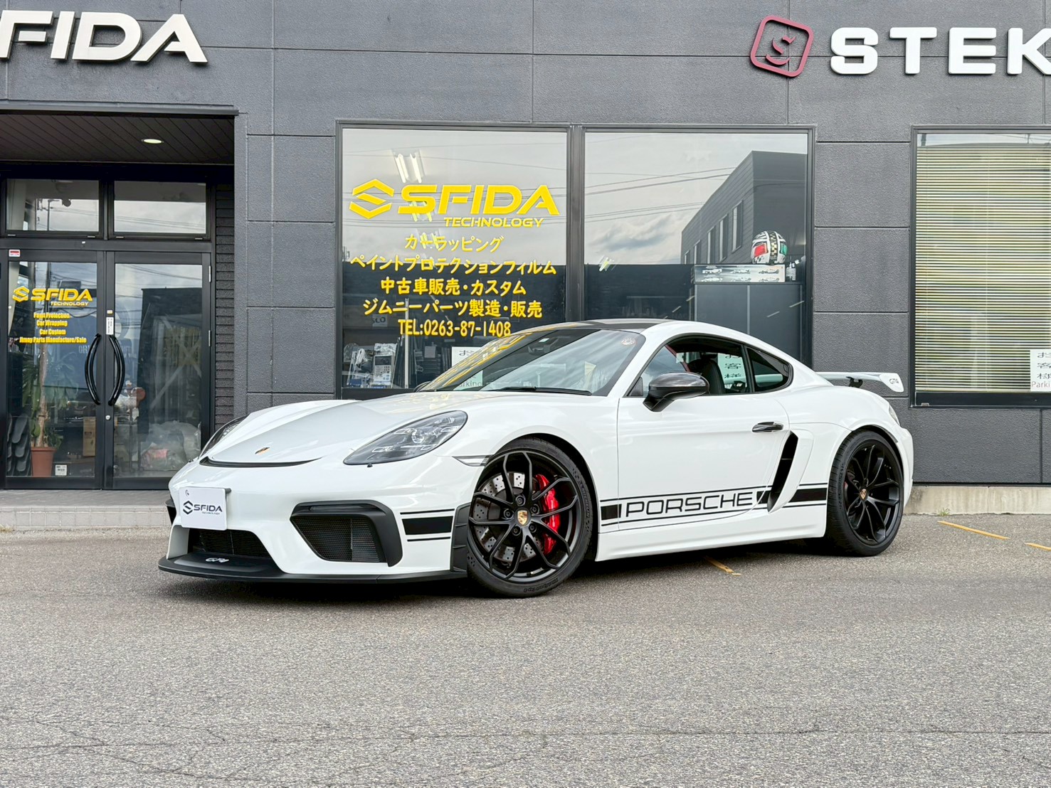 ポルシェ718ケイマン GT4　プロテクションフィルム＆ラッピングフィルム施工